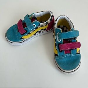 Vans Old Skool V Checker board Skate Shoe- Toddler Size 6